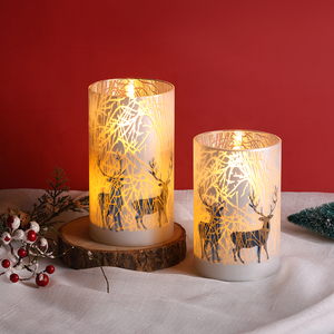 Decorazione Natalizia a Forma di Cervo di Matti con Cera di Paraffina, Funzionamento a Batteria, Telecomando, Candela LED in Vetro Rosso - Product Image 6