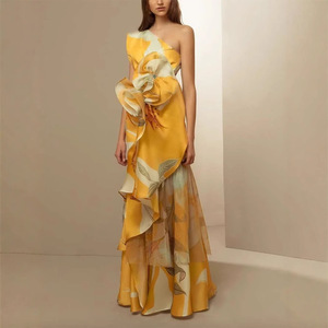 Robe de soirée longue asymétrique en mousseline imprimée, style européen, épaules dénudées, taille empire pour femme - Product Image 2