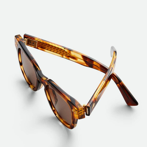 Gafas de Sol Estilo Wayfarer Clásicas, Diseño Atemporal, Cómodas para Uso Diario - Product Image 5