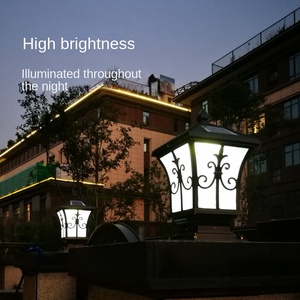 Lampadaire extérieur moderne à LED 60W en aluminium, lampe de jardin étanche IP66 avec alimentation par batterie - Product Image 6