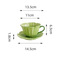 Wholesale Flower Shaped Hand-painted Ceramic Dinnerware Unique Floral Plate Set for Wedding Gift Factory Direct