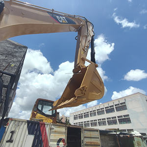 Ofertas en Excavadoras Hidráulicas Usadas 323D2L, Excavadora de Orugas con Cucharón de 1.2 m, Motor de 140 kW, Peso Operativo de 23 Toneladas - Product Image 4