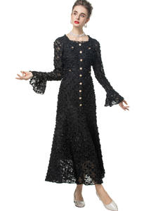 加大码蕾丝长裙2025春季舞会女性全蕾丝花朵图案纽扣喇叭裤马克西连衣裙精品 - Product Image 5