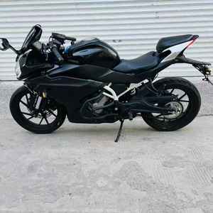 Motocicleta Usada SR250 de 250cc con Motor Monocilíndrico DOHC Refrigerado por Agua, Arranque Eléctrico, Comparable a Autos Nuevos, Combustible Gasolina - Product Image 6