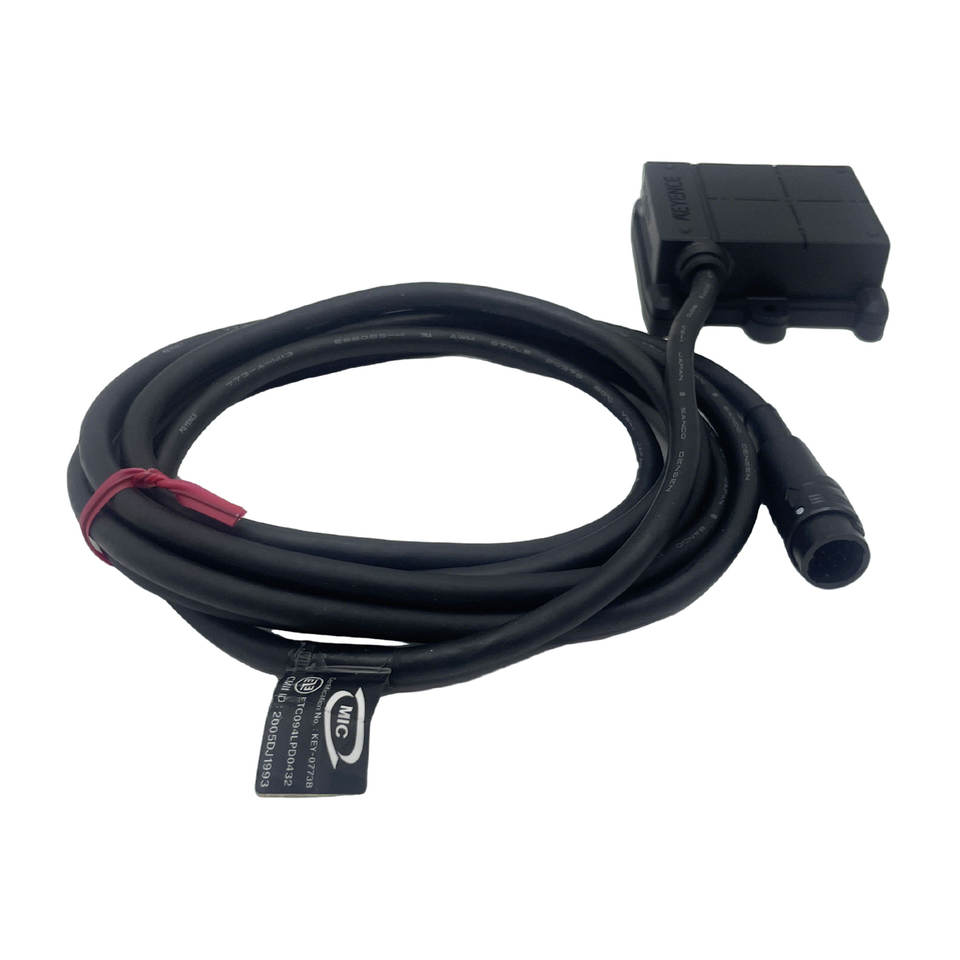 1pc Rf-500 Digital Sensor Rf500 in Box Brand New Free Shipping New Original Ready Stock Industrial Automation Pac Dedicated Plc