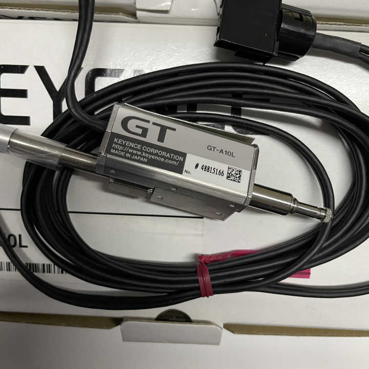 Keyence GT2-H12 Digital Contact Sensor - High Accuracy