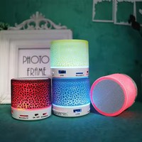 Mini altavoz de diente azul, altavoz inalámbrico, colorido LED, tarjeta TF, Subwoofer USB, columna de sonido de música MP3 portátil para PC y teléfono