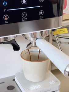 Cafetera Espresso Semiautomática Portátil PANCERKA para Uso Doméstico o Profesional - Product Image 3