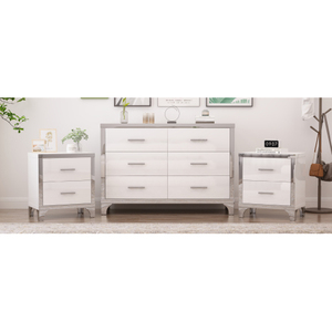 Elegante juego de 3 piezas: cómoda y dos mesitas de noche con tiradores metálicos, decoración de espejo y detalles en blanco discreto. - Product Image 3