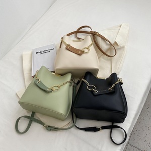 Sacs à bandoulière en cuir PU de haute qualité, tendance et à la mode, sacs fourre-tout de luxe pour femmes, nouveautés très demandées - Product Image 1