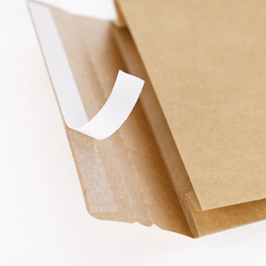 Bolsas <span class=keywords><strong>de</strong></span> sobres <span class=keywords><strong>de</strong></span> papel Kraft autoadhesivas reutilizables en stock para ropa y embalaje <span class=keywords><strong>de</strong></span> libros bolsas <span class=keywords><strong>de</strong></span> correo <span class=keywords><strong>de</strong></span> entrega urgente - Product Image 4