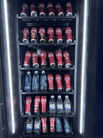 Distributeur automatique de snacks à écran tactile LCD numérique, lecteur de cartes compatible SDK, surveillance à distance, conformité ADA pour les aliments et les boissons