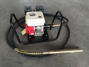 Moteur diesel conduisant le vibrateur concret chape <span class=keywords><strong>vibrante</strong></span> avec l'arbre de porc 38mm 45mm 50mm pour des travaux de construction - Product Image 5