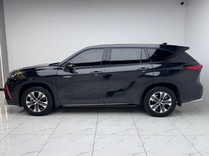 Toyota Crown <span class=keywords><strong>Land</strong></span> <span class=keywords><strong>Cruiser</strong></span> 2021, un SUV de Segunda Mano con Gran Espacio y Excelente Relación Calidad-Precio, Bien Mantenido y Confortable - Product Image 4