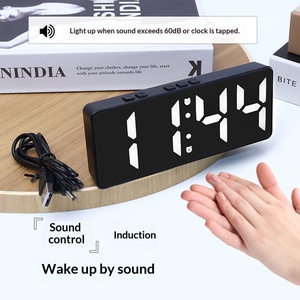 ساعة منبه رقمية جديدة من الكوارتز البلاستيكي مع مرآة للطلاب، متعددة الوظائف وصامتة مع إضاءة ليلية LED ومؤقت، هدية إبداعية - Product Image 3