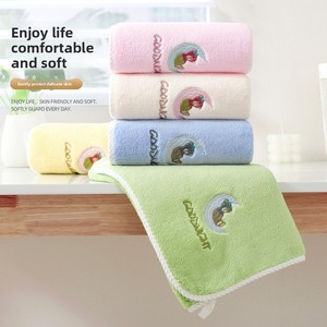 Toalla de Mano de Felpa Coral Ligera con Estampado Animal, Estilo Liso para Uso Doméstico y para la Cara, Absorbente de Agua - Product Image 2