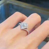 Madonna Luxueux Pave Real Lab Grown Diamond VVS D E F Bague en or blanc HPHT Fiançailles Mariage Femmes