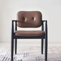 Chaise de restaurant moderne en bois et cuir pour hôtel, restaurant, taverne, café, mariage