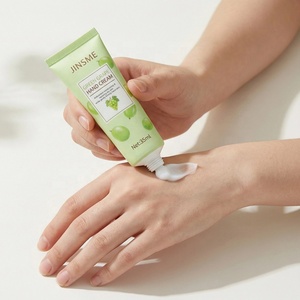 ชุดครีมทามือกลิ่นผลไม้สูตรเฉพาะ ผสมไฮยาลูรอน วิตามินซี เชียบัตเตอร์ สควาเลน สารสกัดสมุนไพรออร์แกนิค บำรุงผิว - Product Image 2