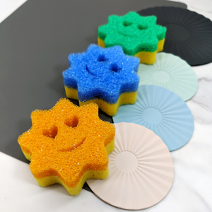 Control de doble cara Estilo de fregado Depurador sonriente Esponja de plato multiusos sin arañazos Suave en agua tibia - Product Image 5