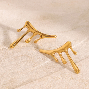 Pendientes Geométricos Irregulares de Origen Jinhua, Joyería de Moda - Product Image 2