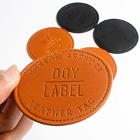 Écussons en cuir véritable personnalisés avec logo en relief à coudre sur les chapeaux, étiquettes pour vêtements
