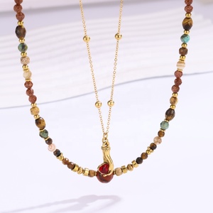 Collana Bohémien da Donna con Pietre Naturali, Ciondolo a Cuore in Acciaio Inox, Lunga Catena con Conchiglia e Occhio di Tigre per Feste - Product Image 3