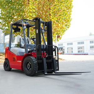 Wholesale Price Euro 5 Diesel <strong>Forklift</strong> 4 Wheel Drive 2.5 Ton Diesel <strong>Forklift</strong> Municipal Engineering Moving Materials <strong>Forklift</strong> - Product Image 6