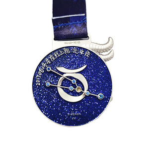 Médaille personnalisée Tonghui en métal pour les courses sportives, marathon, en alliage de zinc, bronze, cadeau d'honneur - Product Image 1