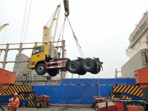 全新库存 中国重汽豪沃 6X4 拖头牵引车 自动变速箱 柴油 Euro 6 主力牵引车 潍柴发动机 左舵 LHD - Product Image 2