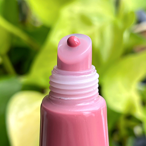 カスタムリップグロススクイーズチューブ防水大容量ビーガンリップグロス長持ちする空のリップグロスチューブ - Product Image 4