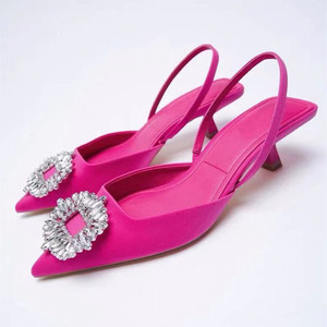 Nouveau style 2024 coloré perceuse cassée sandales à bout pointu pour la fête en gros personnalisation pompes talons hauts femmes - Product Image 1