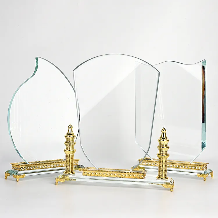 Kristal cam kupa özelleştirilmiş cam metal sikke ödülleri oyulmuş logo süblimasyon kupa arapça tarzı