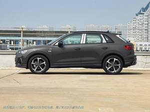 2024 A UDI <span class=keywords><strong>Q3</strong></span> 1,4 T SUV compacto usado interior oscuro gasolina combustible transmisión automática 4L motor 8L capacidad de almacenamiento - Product Image 3