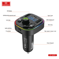 Cargador de Coche Earldom con Doble USB, Carga Rápida, 7 Colores, Manos Libres y Transmisor FM, Kit de Audio Compatible con Formatos MP3 y APE