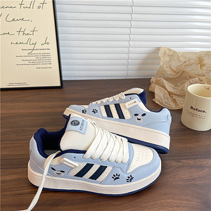 Women's New Versatile Soft, Comfortable, Lightweight and Non-grinding Indoor and Outdoor Lace-up Trendy Casual <strong>Sneakers</strong> - Product Image 4