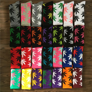 Calzini Unisex Hip Hop con Motivo Foglia di Canapa, Vendita all'Ingrosso, Calzini Economici di Alta Qualità con Stampa Marijuana - Product Image 2