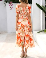 Robe longue d'été en mousseline à volants, motif floral, éco-responsable, coupe ample, col carré, manches bouffantes, buste smocké, taille naturelle, style décontracté