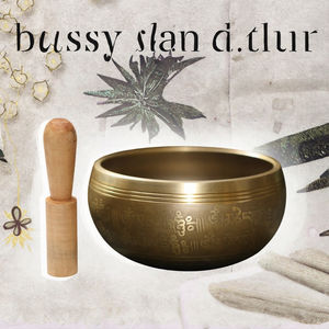 Cuenco Tibetano de Cobre Bañado en Oro para Meditación, Hecho a Mano en Nepal, para Yoga y Meditación, con Sonido Auspicioso - Product Image 3