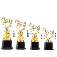Trophée équestre personnalisé pour chevaux, petit trophée en plastique pour récompense sportive, souvenir