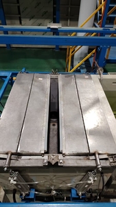 Automatische productielijn voor het galvaniseren van zink, chroom, zilver, koper, tin en nikkel op rekken voor metaal- en staalproducten - Product Image 6