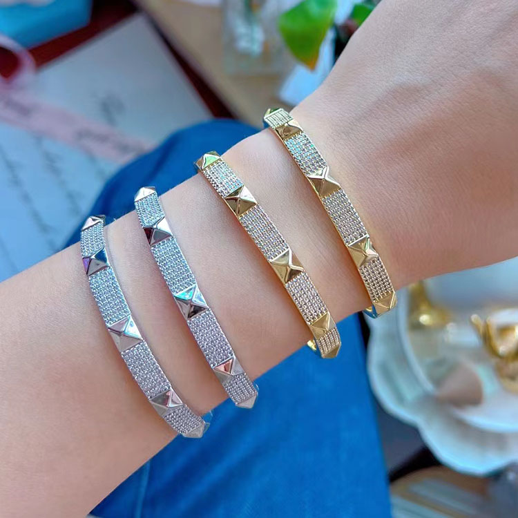 TRENDY BC2099 Pave CZ 18K Gold Spike Pyramid Bangle Bracelets for