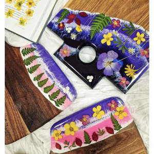 Nuovo Design artigianale cucina fatta a mano legno di Acacia <span class=keywords><strong>tagliere</strong></span> in resina epossidica Chesse tavola di servizio con manico - Product Image 4