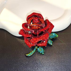 A-grade Rose <b>Flower</b> Brooch Customized Designs Female Engagement Wedding Gift Party Gold Plated Alloy Crystal <b>Corsage</b> - Product Image 1