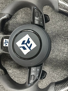 Volant en carbone semi-perforé avec bouton de démarrage R8 et sélecteur de mode de conduite pour <span class=keywords><strong>Audi</strong></span> <span class=keywords><strong>A3</strong></span> A4 A5 A6 C7 C8 Q3 Q5 Q7 4L SQ5 SQ8 TTRS - Product Image 5