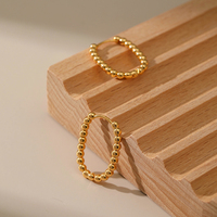 Pendientes de Aro Ovalados con Cuentas Chapados en Oro de 18K para Mujer - Aros Delicados Tipo Huggie, Joyería Minimalista Resistente al Deslustre para Uso Diario