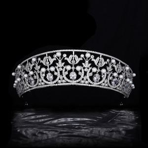 Diadème de mariée en cuivre de haute qualité avec perles et zircons cubiques, élégant style russe, bandeau de mariage pour mariées, concours de beauté, bal de promo, anniversaire - Product Image 4