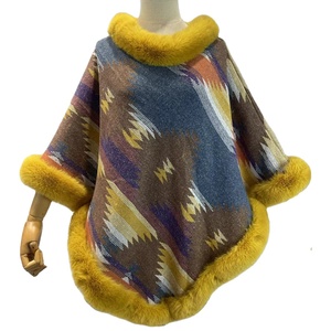 Hiver Femmes <span class=keywords><strong>Plaid</strong></span> Jacquard Oversized Wraps Coats Hoodie Faux Fur Collar Cape <span class=keywords><strong>Poncho</strong></span> Shawl - Product Image 1
