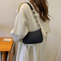 Nouveau modèle polyvalent chaîne sangle petit sac carré en feutre imprimé crocodile léger sac à bandoulière unique pour les femmes