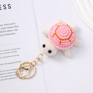 Portachiavi all'uncinetto fatto a mano, morbido e carino, piccolo amigurumi a forma di animale marino, accessorio per borsa, mini tartaruga di peluche, ciondolo per chiavi dell'auto - Product Image 2